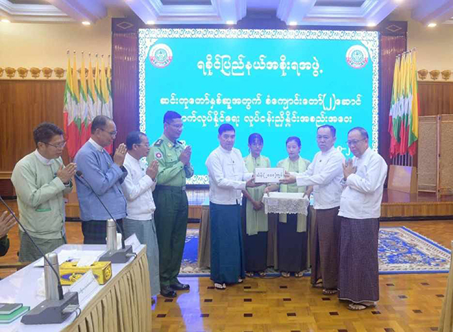 ရခိုင်စစ်မီးငြိမ်းစေရေး ရုပ်ပွားတော် ၂ ဆူ တည်ထားကိုးကွယ်ရန် စစ်ခေါင်းဆောင် အကြံပေး 