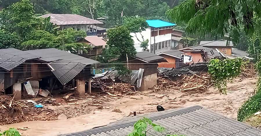 ထိုင်းမြောက်ပိုင်း မယ်ဟောင်ဆောင်တွင် ရေကြီး၊ လူပေါင်း ၄၀၀ ကျော် အကူအညီလိုအပ် 