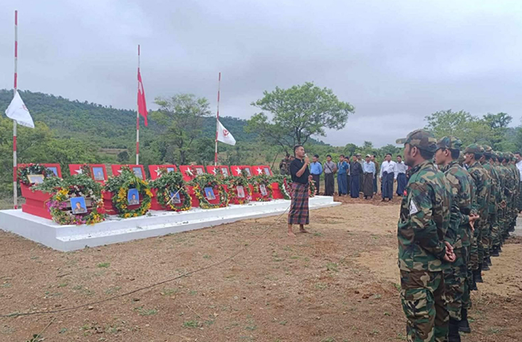ပခုက္ကူစစ်တပ်ဂိတ်စခန်း တိုက်ခိုက်ခံရ၊ ပခုက္ကူ တပ်ရင်း ၆ မှ ကျဆုံးရဲဘော်များအတွက် အောက် မေ့ဖွယ်အခမ်းအနားပြုလုပ်