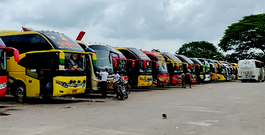 စက်သုံးဆီကြောင့် အဝေးပြေးယာဥ်လိုင်း ကားလက်မှတ်ဈေးနှုန်းများ မြင့်တက်