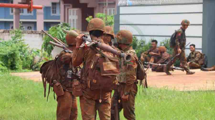 နောင်ချိုမြို့နယ်၌ တိုက်ပွဲဆက်ဖြစ်နေ  