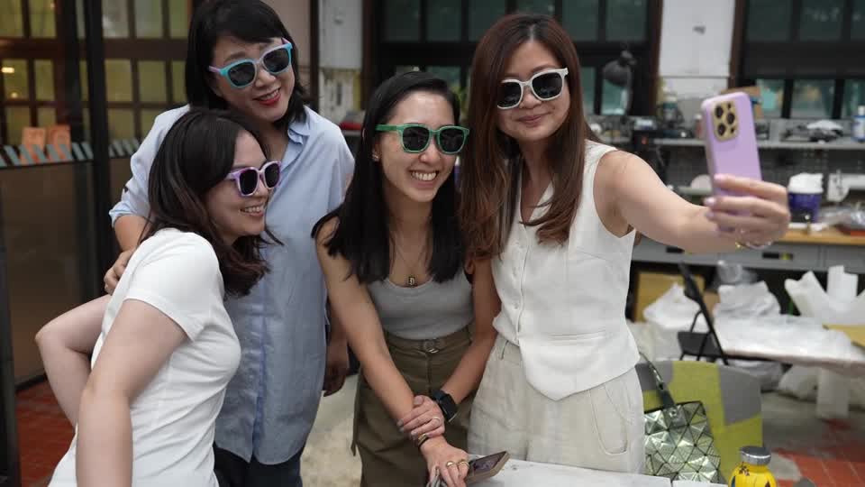 ထိုင်ဝမ်တွင် စွန့်ပစ်အမှိုက်များဖြင့် နေကာမျက်မှန် ကိုယ်တိုင်ထုတ်လုပ်နိုင် 