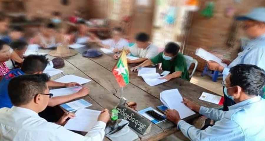 မြောင်းမြတွင် ကျေးရွာအုပ်ချုပ်ရေးမှူးက စစ်မှုထမ်းထောက်ပံ့ကြေး တအိမ် ကျပ် ၃၀,၀၀၀ ကောက်