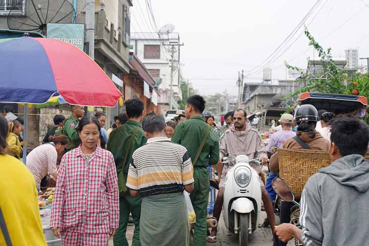 လားရှိုးတွင် ဆက်သွယ်ရေးလိုင်းများကောင်းမွန်လာပြီး ဂြိုဟ်တုအင်တာနက်အခမဲ့သုံးနိုင်