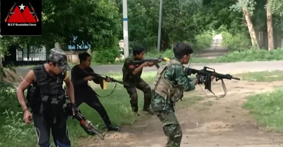 မြိုင်မြို့ပေါ်က စစ်တပ်ဂိတ်ကိုတိုက်ခိုက်ပြီး ဌာနဆိုင်ရာရုံး၊ ကြံ့ခိုင်ရေးရုံးကို မီးရှို့ဖျက်ဆီး