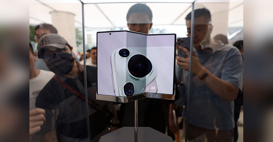 Huawei က ၃ ခေါက်ချိုးဖုန်း မိတ်ဆက်