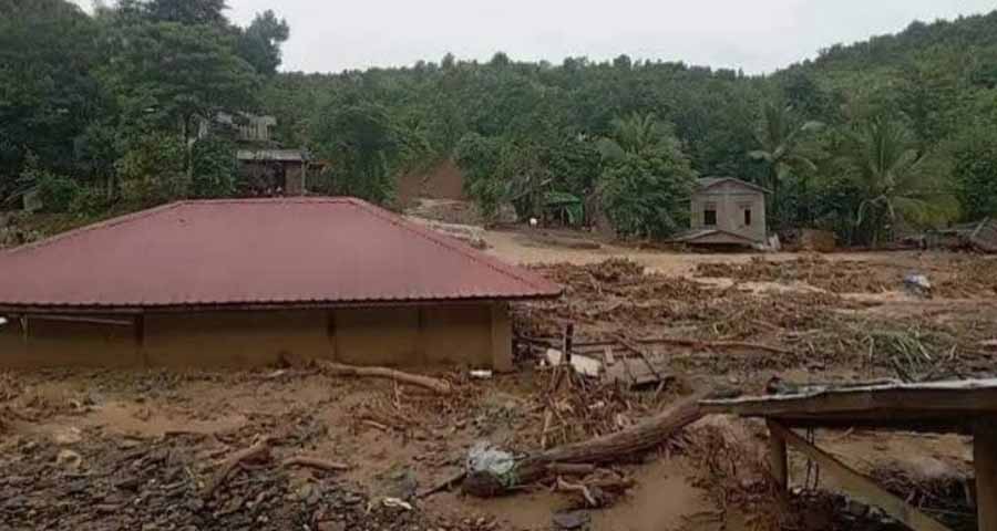 ရမည်းသင်းတွင် မိုးသည်းရေကြီးပြီး ရွာလုံးကျွတ်နီးပါးမြေဖုံး၊ အသေအပျောက် များပြား
