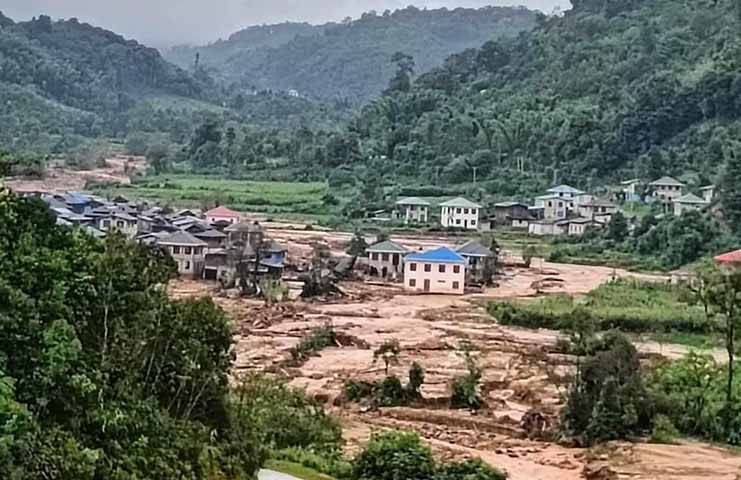 ရှမ်းတောင်က မြို့နယ် ၁၀ ခုတွင် ရေကြီးနေပြီး လူ ၉၀ ကျော် သေဆုံး