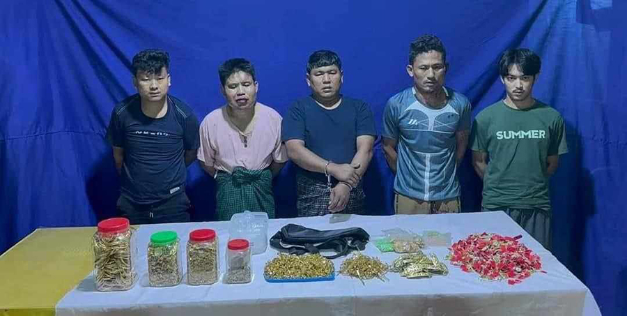 ချောင်ချောင်ရွှေဆိုင်ပိုင်ရှင်နေအိမ် ဓားပြတိုက်သူများကို ဖမ်းမိ၊ ပြည်သူ့စစ်နှင့်ပတ်သက်မှု ရှိမရှိ စစ်ဆေးနေ