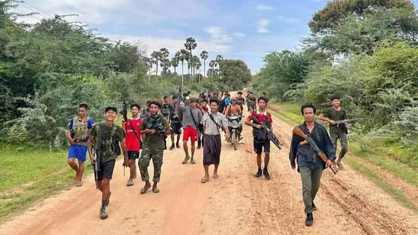 ကန့်ဘလူ ပျူစောထီးစခန်းနှင့် ပခုက္ကူ စစ်တပ်ဂိတ်စခန်း တိုက်ခိုက်ခံရ
