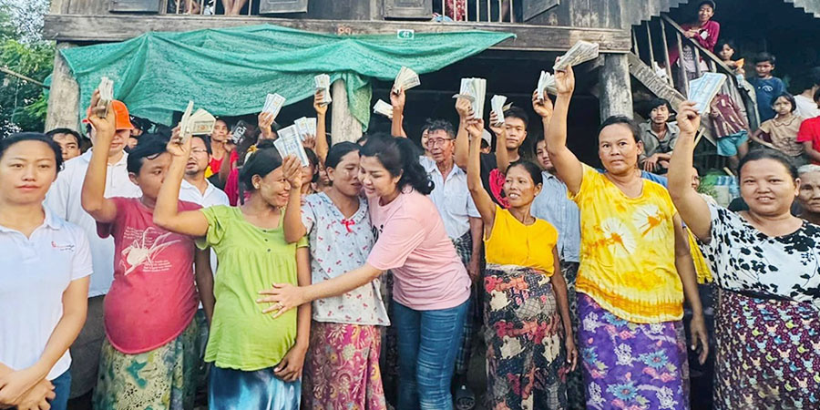 မြန်မာရေဘေးအတွက် အနုပညာရှင်များ လှူဒါန်းကူညီ