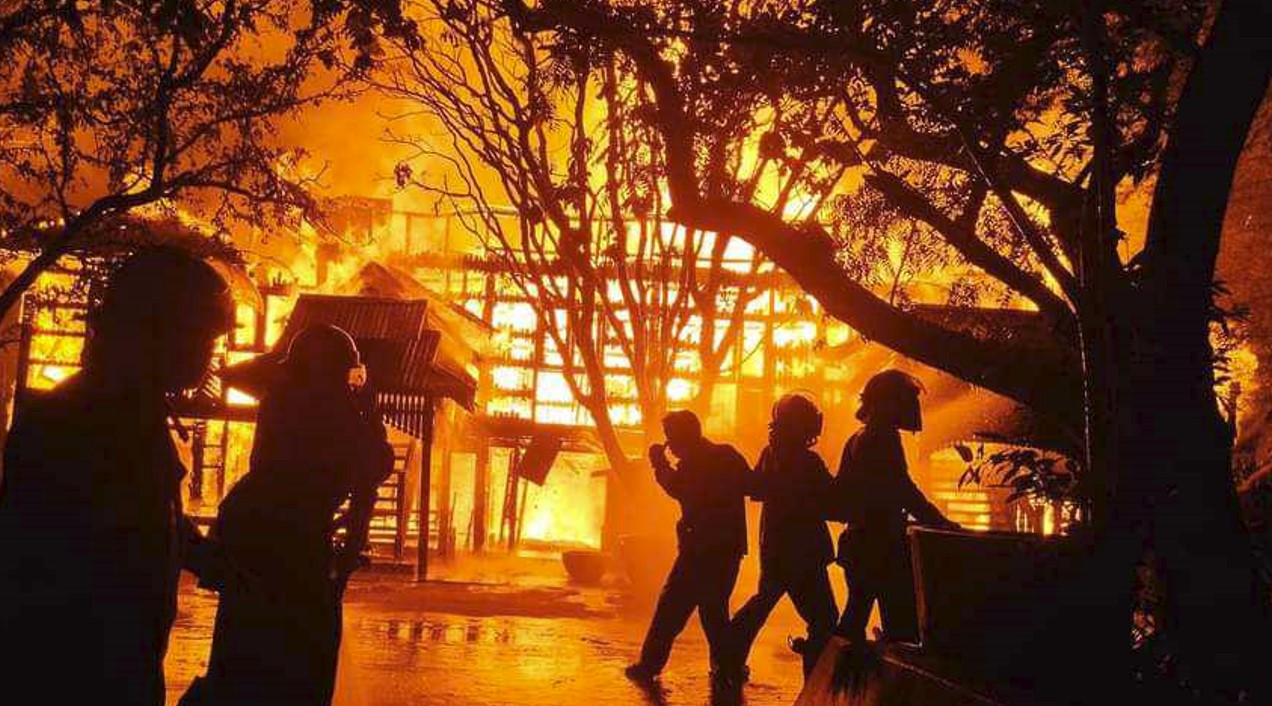 ညောင်ဦးမြို့က နှစ် ၁၀၀ ကျော်သက်တမ်းရှိဘုန်းကြီးကျောင်း မီးလောင်ပျက်စီး
