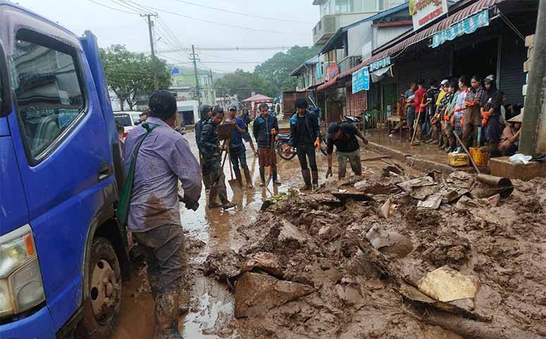 ရေပြန်ကျပြီးနောက် ကလောမြို့ မြင်ကွင်း (ဓာတ်ပုံ) 