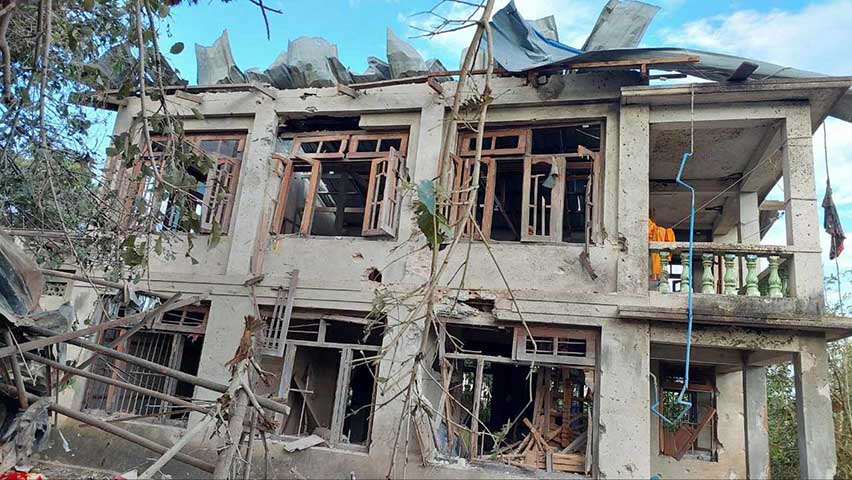 တနင်္သာရီနှင့်သီပေါတွင် စစ်တပ်က လက်နက်ကြီးအပါအဝင် လေယာဉ်ဖြင့် ပစ်ခတ်ဗုံးကြဲ 