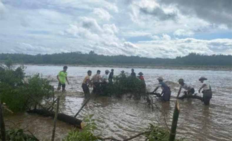 ကနီမြို့နယ်၌ မိုးသည်းထန်စွာရွာသွန်းပြီး ကလေးငယ် ၁ ဦး ချောင်းရေထဲမျောပါ သေဆုံး