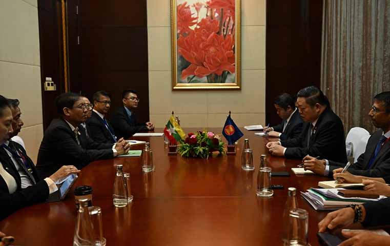 အာဆီယံထိပ်သီးအစည်းအဝေးကို စစ်ကောင်စီ ကိုယ်စားလှယ်စေလွှတ်