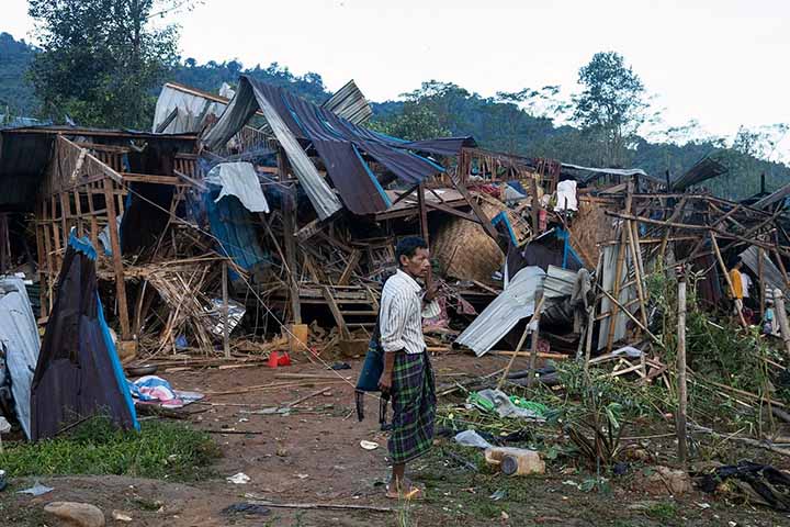 စစ်အုပ်စုကို လေယာဉ်ဆီဖြတ်တောက်ရေး အမေရိကန်၏ ဒဏ်ခတ်ပိတ်ဆို့မှုများ အသက်ဝင်ရန် လိုအပ်