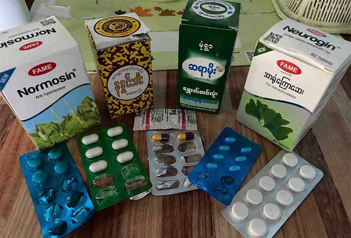 ရခိုင်ကို ဆေးဝါးတင်သွင်းခွင့် စစ်ကောင်စီပိတ်ပင်၊ ဆေးကုခွင့်မရ၍ အသက်ဆုံးရှုံးမှုများ ဖြစ်နေ