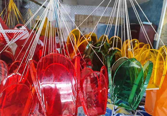 တပိုင်တနိုင် မီးပုံးလုပ်ငန်းများ အရောင်းအဝယ်အေး