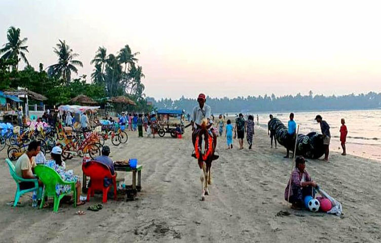 ဧရာဝတီတိုင်းရှိ ကမ်းခြေများတွင် သီတင်းကျွတ်အားလပ်ရက်အတွက် ဟိုတယ်အခန်း မှာယူသူ နည်းပါး