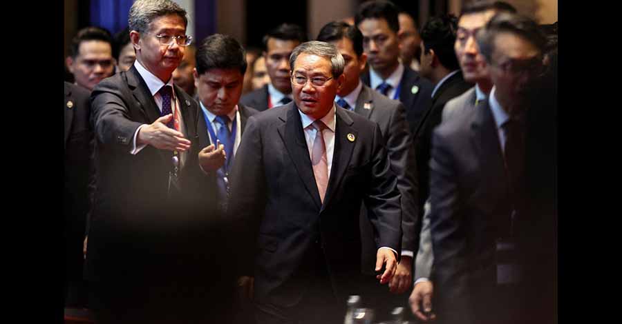 သဘောတူညီချက်အသစ်များ လက်မှတ်ထိုးရန် တရုတ်ဝန်ကြီးချုပ် ဗီယက်နမ် ရောက်