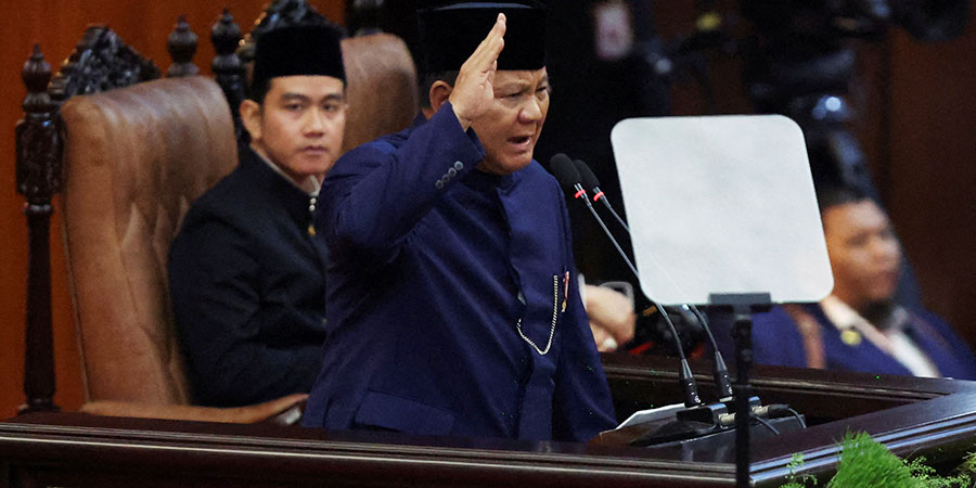 အင်ဒိုနီးရှားသမ္မတသစ်အဖြစ် ဗိုလ်ချုပ်ကြီးဟောင်း ပရာဘိုဝို ကျမ်းကျိန်