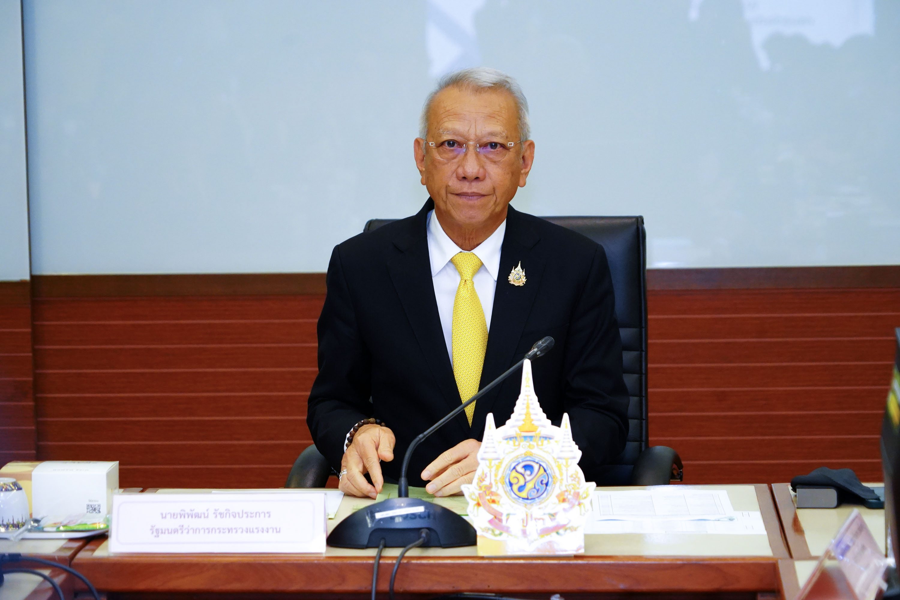 ထိုင်းရောက် ရွှေ့ပြောင်းလုပ်သားများအတွက် CI စာအုပ် ထုတ်ပေးရေးစင်တာ ဖွင့်မည် 