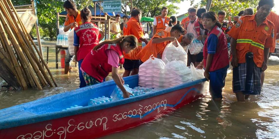 အရှေ့ဒဂုံရှိ ရေဘေးသင့်ပြည်သူ ၂,၂၀၀ ကျော် အရပ်ဘက်အလှူရှင်ကို အားကိုးနေ