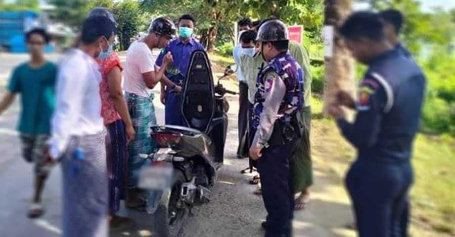 မော်လမြိုင်ကျွန်းတွင် ရဲနှင့်စစ်တပ်က ဆိုင်ကယ်များကိုသိမ်းယူပြီး ငွေသိန်းချီဖြင့် ပြန်ရွေးခိုင်း