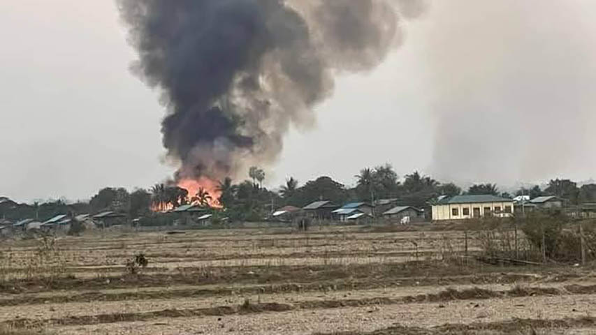 ကန့်ဘလူမြို့နယ်ထဲကကျေးရွာ ၂ ရွာကိုစစ်တပ်က မီးရှို့၊  ဒရုန်းဖြင့် ဗုံးကြဲ တိုက်ခိုက်