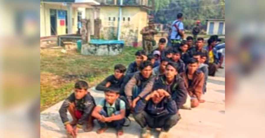 ငရုတ်ကောင်းမြို့ ၌ ရိုဟင်ဂျာ ၅၄ ဦးကို စစ်ကောင်စီတပ်က ဖမ်းဆီး