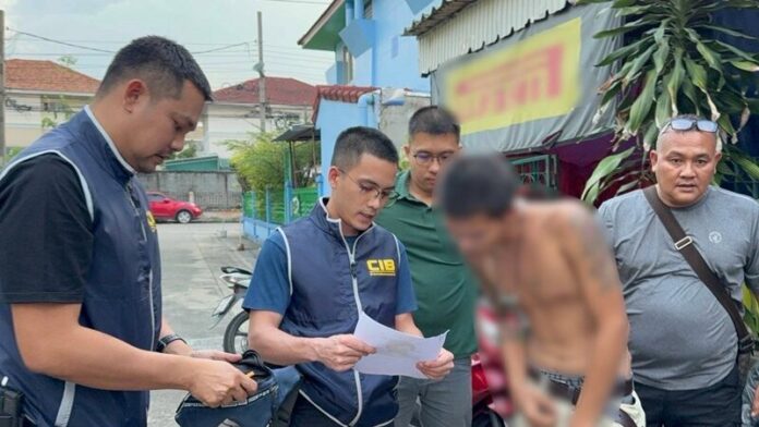 ထိုင်းတွင် ရိုဟင်ဂျာများကို တရားမဝင်သယ်ဆောင်သည့် လူကုန်ကူးဂိုဏ်းခေါင်းဆောင်အား ဖမ်းမိ