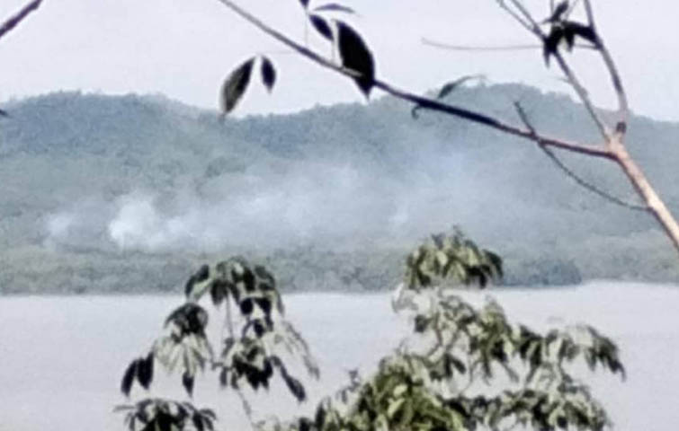ကော့သောင်း၌ စစ်တပ်က အရပ်သားများကို ဖမ်းဆီးပြီး နေအိမ် ၅ လုံးကို မီးရှို့