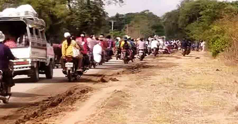 ပခုက္ကူမြို့နယ်၊ ဖလံအိုရွာကို စစ်တပ် ဗုံးကြဲ၊ နှောကုန်းရွာသား ၁ ဦး သတ်ဖြတ်ခံရ