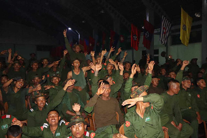 မိတ္ထီလာတွင်  စစ်မှုထမ်းခိုင်းရန် အမျိုးသား ၁၇ ဦးကို ဖမ်းဆီးခေါ်ဆောင်