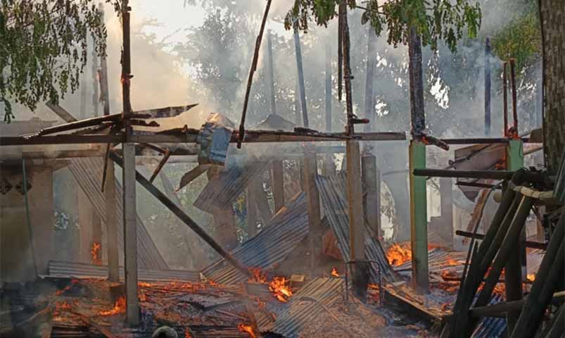 ပုလဲမြို့နယ် မင်းတိုင်ပင်ရွာကို စစ်တပ်က ဗုံးကြဲ၊ ပခုက္ကူ နှောကုန်းရွာမီးရှို့ခံရပြီး အမျိုးသမီး ၃ ဦး သေဆုံး