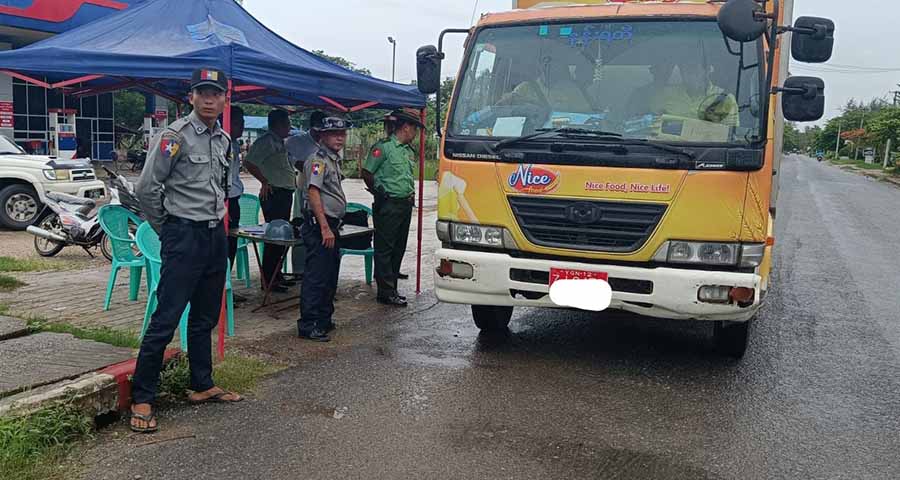 ဒေးဒရဲဒေသခံ ၂ ဦးကို PDF အတွက် ရိက္ခာစုဆောင်းပေးနေသူဟု စွပ်စွဲပြီး စစ်တပ်က ဖမ်းဆီး