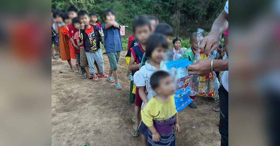 ဒီးမော့ဆိုအနောက်ခြမ်းစစ်ရှောင်စခန်းများတွင် ရာသီတုပ်ကွေးအဖြစ်များနေ