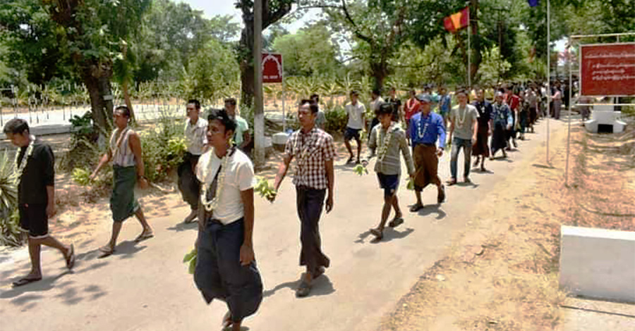 မြောင်းမြမြို့နယ်က အရပ်သား ၂၀ ဦးကို စစ်မှုထမ်းရန် ဖိအားပေး ခေါ်ယူသွား