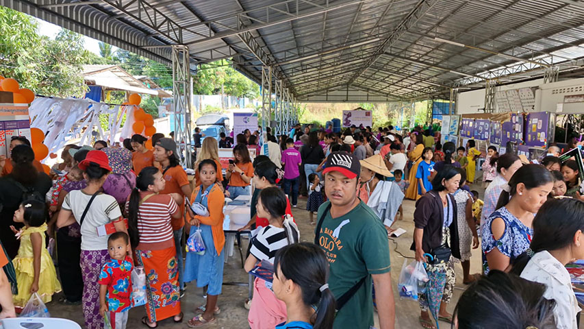 အမျိုးသမီးများအပေါ်အကြမ်းဖက်မှု ပပျောက်ရေးလှုပ်ရှားမှု မဲဆောက်တွင်ကျင်းပ ( ဓာတ်ပုံ)