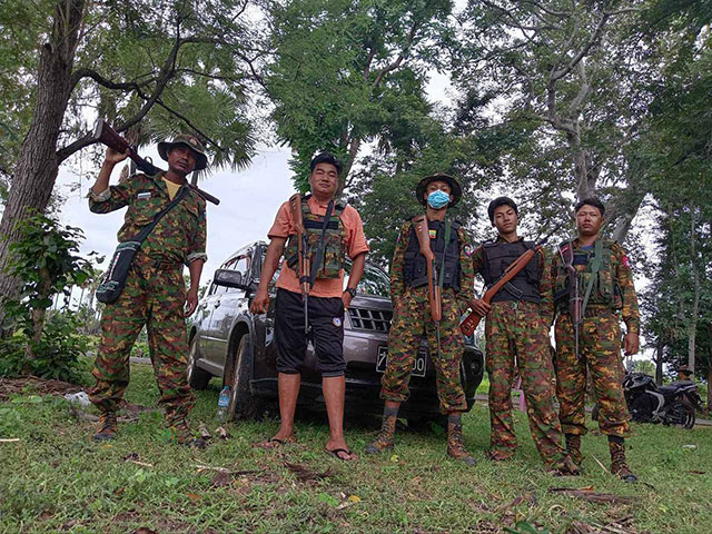 မကွေးမြို့ ပြည်သူ့စစ်ခေါင်းဆောင် အသတ်ခံရ၊ ကျန်အဖွဲ့ဝင်များ ထွက်ပြေးနေ