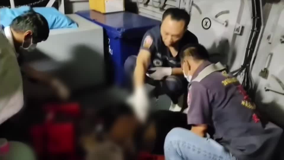 မြန်မာရေတပ်က ထိုင်းငါးဖမ်းသင်္ဘောများကို ပစ်ခတ်၍ ၁ ဦး သေဆုံး၊ ၃၁ ဦးကို ဖမ်းဆီးထား