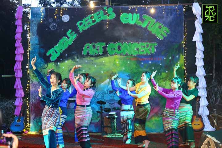 ကရင်နီဒေသတွင် တောတွင်း အနုပညာနှင့် တော်လှန်မှုပြပွဲကျင်းပ