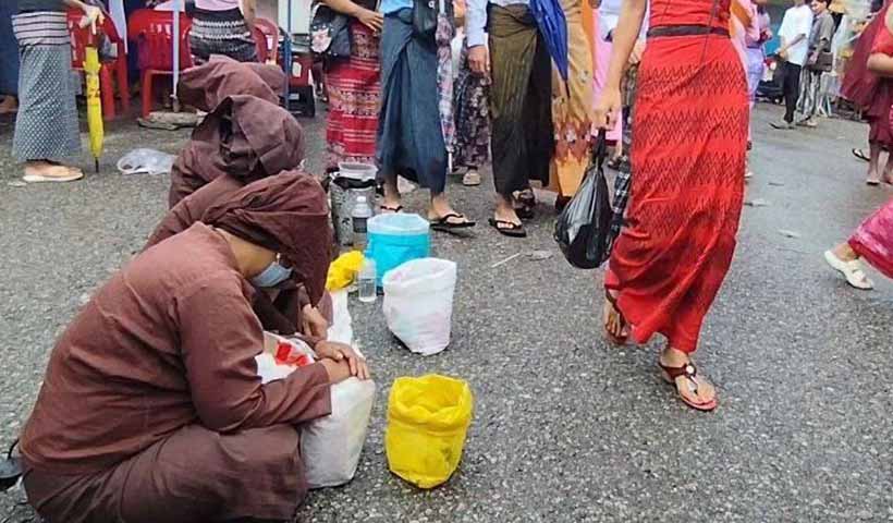 ဝင်ငွေနည်းပြီး ကုန်ဈေးနှုန်းကြီးမြင့်မှုကြောင့် တောင်းရမ်းသူ ပိုများလာ