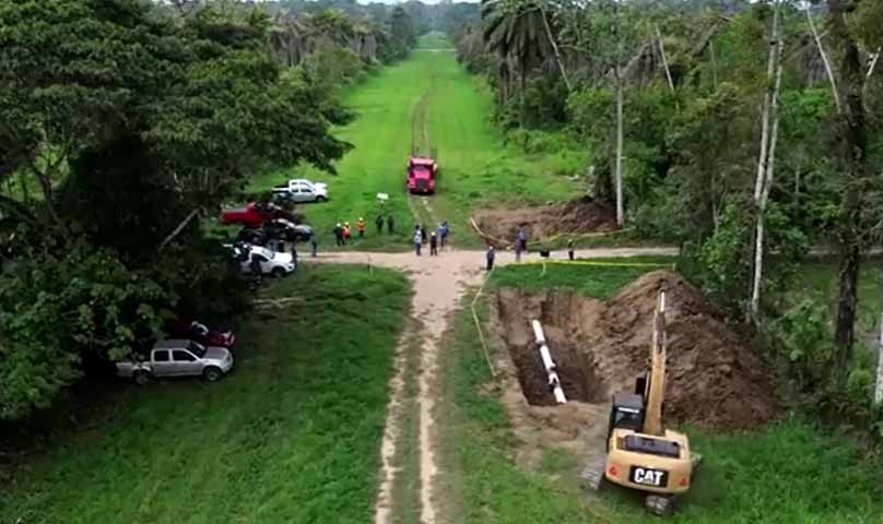 အီကွေဒေါ နိုင်ငံပိုင်ရေနံလုပ်ငန်းမှ သန်းချီတန်သည့် လောင်စာဆီများ ခိုးယူခံနေရ 