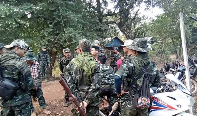 ရွှေကျင်တွင် ဖမ်းမိခဲ့သည့် ဗိုလ်ကြီးနှင့်သတင်းပေးကို KNU ထံ အပ်နှံ