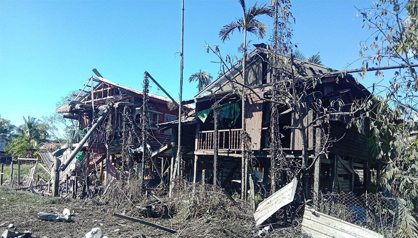 သံတွဲကို စစ်တပ်က လေကြောင်းတိုက်ခိုက်၊ အမျိုးသမီး ၁ ဦး ဒဏ်ရာရပြီး နေအိမ်များပျက်စီး