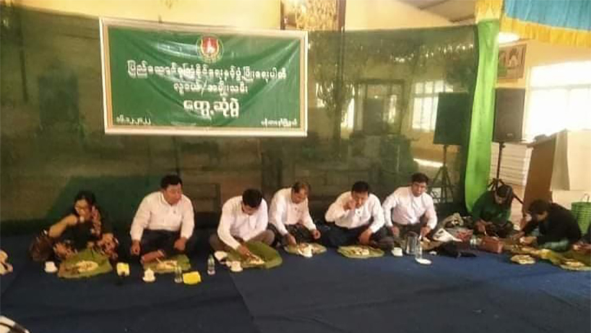 ရွေးကောက်ပွဲအတွက် မဲဆွယ်ပေးရန် ကြံ့ခိုင်ရေးပါတီက အုပ်ချုပ်ရေးမှူးများကို ဖိအားပေး