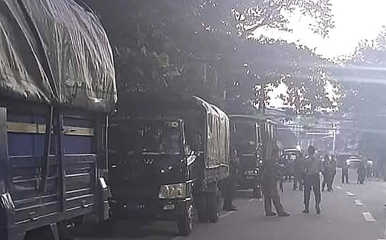 ရခိုင်နှင့် ဧရာဝတီတိုင်းအစပ်တွင် တိုက်ပွဲစဖြစ်၊ စစ်ကောင်စီ ဂိတ်စခန်း ၂ ခုကို AA သိမ်းပိုက်