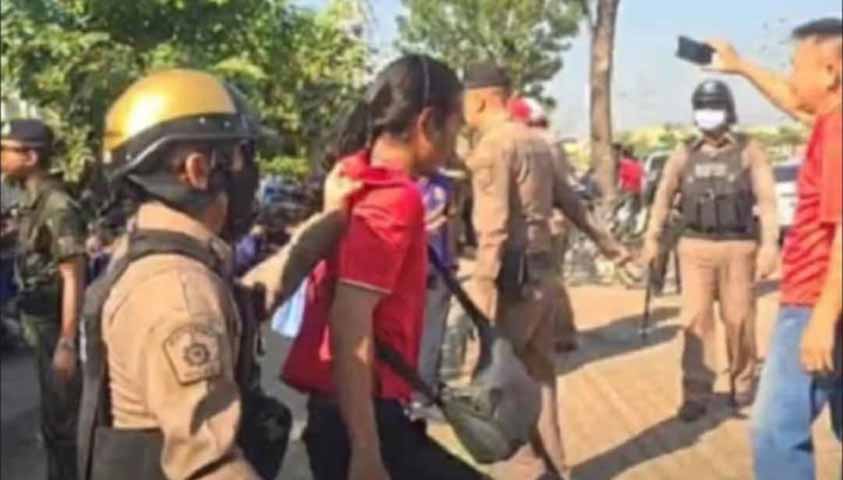 အုန်းနွဲ့မြို့  သံထည်စက်ရုံက ဆန္ဒပြမြန်မာလုပ်သားများ ရိုက်နှက်ဖမ်းဆီးခံရ